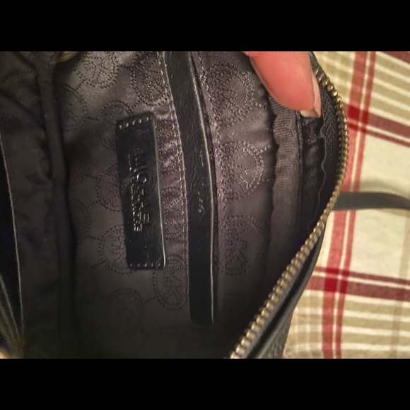 Michael Kors Crossbody Bag - Picture 3 of 6